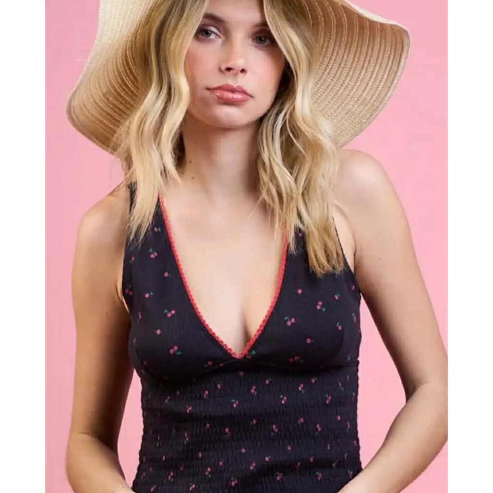 Hesperus Womens XL‎ Black Cherry Print Smocked V-Neck Tank Top Red Lace Trim